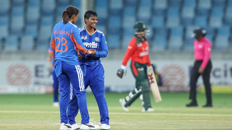 ভারতের কাছে ৪০ রানে হেরে এশিয়া কাপের ফাইনাল থেকে বিদায় বাংলাদেশ