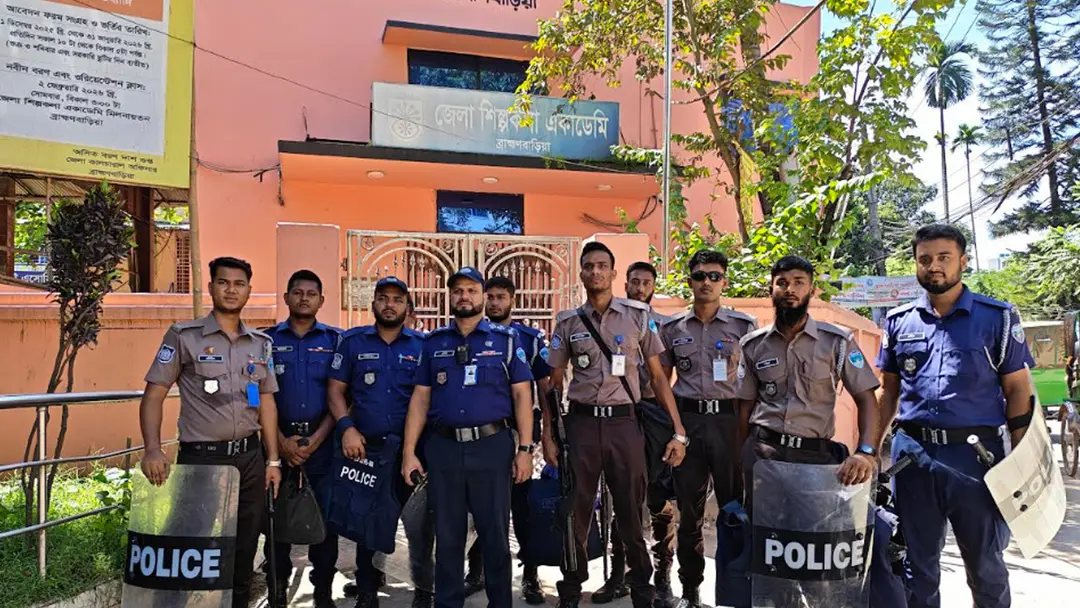 কওমি ছাত্রদের কর্মসূচি প্রত্যাহার, তবু শিল্পকলায় এনসিপির অনুষ্ঠান হচ্ছে না
