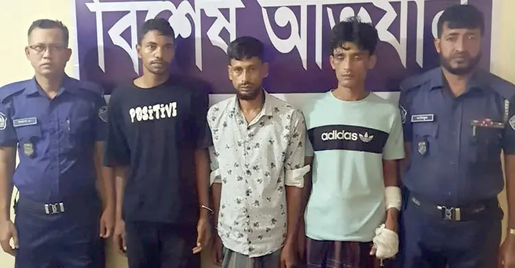 মিরসরাইয়ে ডাকাতির প্রস্তুতির অভিযোগে যুবদল সদস্যসহ তিনজন আটক