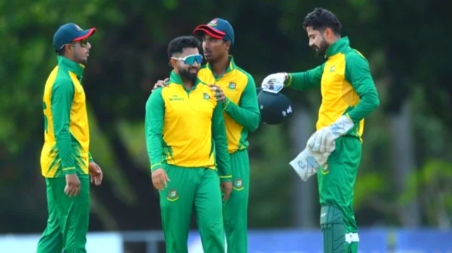 শেষ ওভারের নাটকীয়তায় সেমিফাইনাল থেকে বাংলাদেশের বিদায়