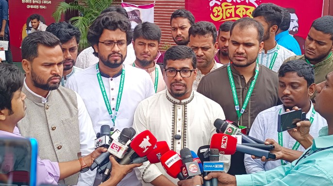 জামায়াত-শিবিরের বিরুদ্ধে ‘নেগেটিভ’ কথা বলাই রাশেদ খাঁনের কাজ